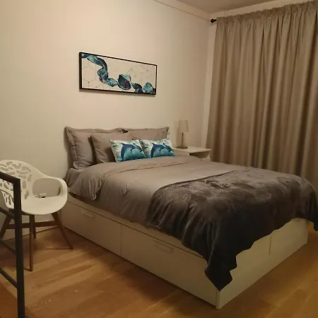 Duplex With Free Pool And Garage Lägenhet *