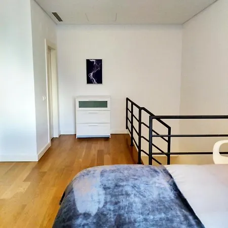 Apartment Duplex With Free Pool And Garage